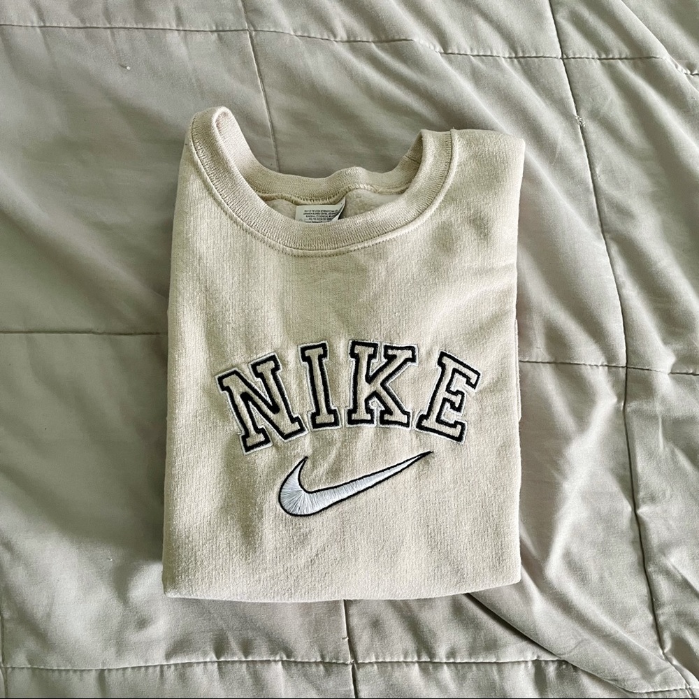 Nike cropped sweatshirt